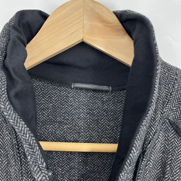 Lululemon Top Size 4 Womens Gray Heathered Herringbone Base Runner 1/2 Zip Rulu - Picture 3 of 8